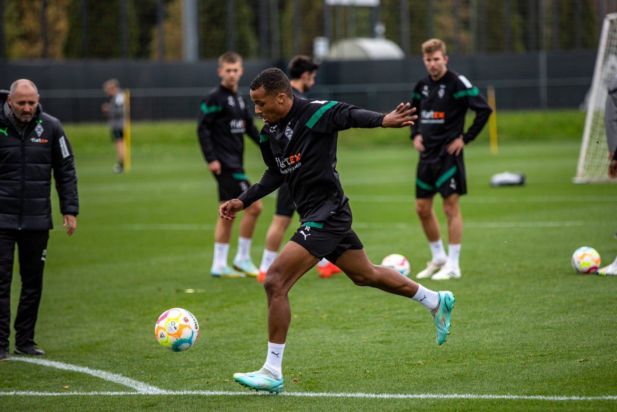 斯图加特对弗赖堡比分